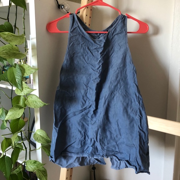 Lululemon chambray exercise top - Picture 2 of 3
